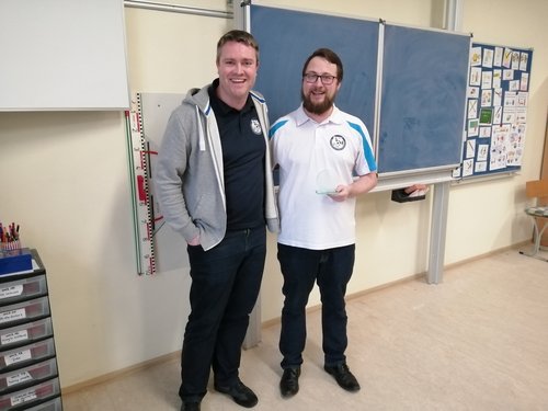 Ehrennadel in Gold für Robert Zentgraf